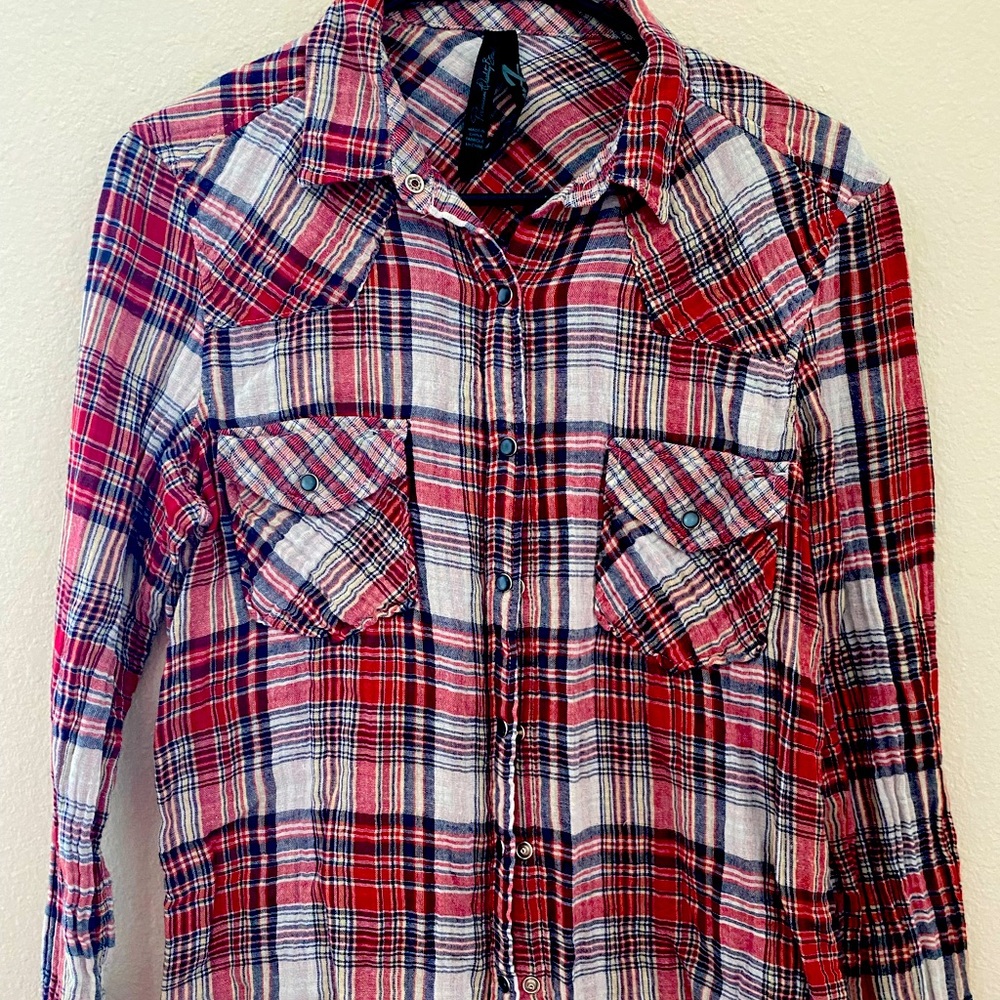 Plaid button down shirt with pearl snaps. Size S Brand: Seven